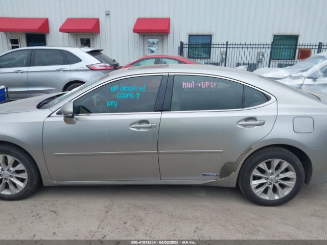 JTHBW1GG9F2099445 Lexus ES 300H