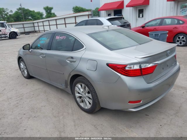 JTHBW1GG9F2099445 Lexus ES 300H