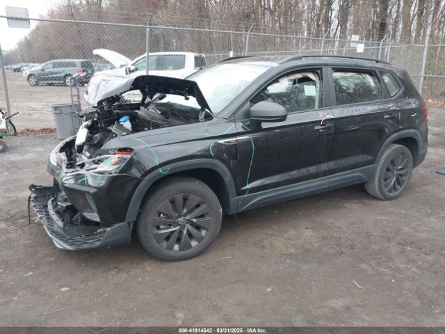 3VVCX7B22NM000734 Volkswagen Taos 1.5t S