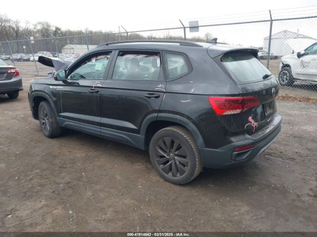 3VVCX7B22NM000734 Volkswagen Taos 1.5t S
