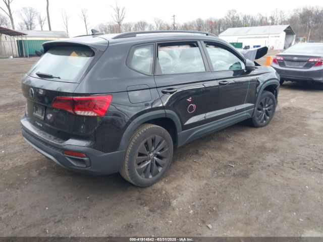 3VVCX7B22NM000734 Volkswagen Taos 1.5t S