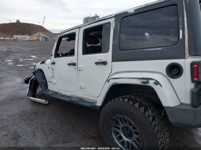 1C4BJWEG5FL518191 Jeep Wrangler Unlimited Sahara
