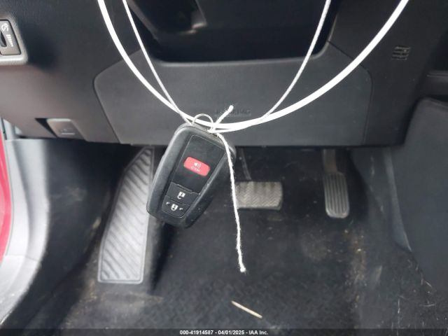 NMTKHMBX9JR004502 Toyota C-hr Xle Premium