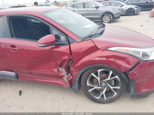 NMTKHMBX9JR004502 Toyota C-hr Xle Premium