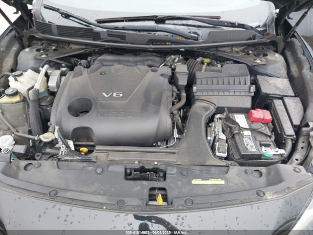 1N4AA6AV2KC379623 Nissan Maxima 3.5 Platinum
