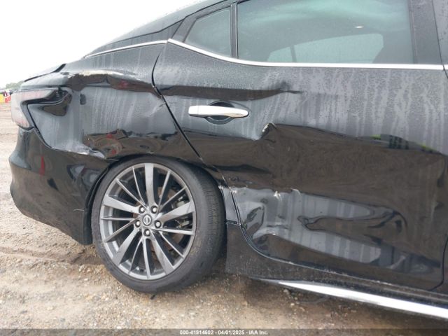 1N4AA6AV2KC379623 Nissan Maxima 3.5 Platinum