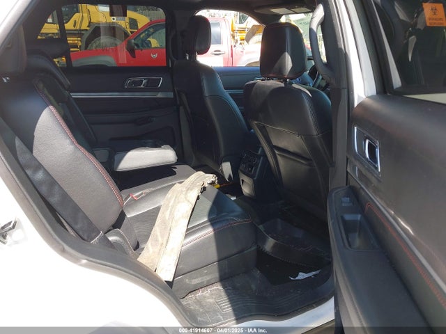 1FM5K8GT8KGB37269 Ford EXPLORER SPORT