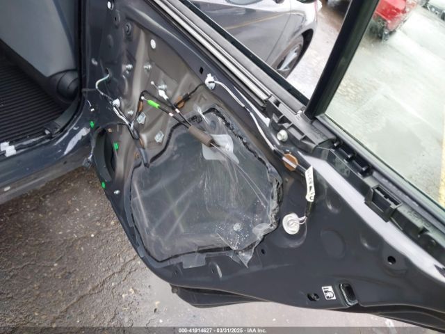 JTDBDMHE5R3013441 Toyota Corolla Hybrid Se