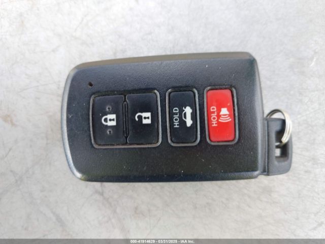 4T1BF1FK2FU008927 Toyota CAMRY SE