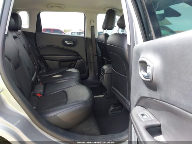 3C4NJCBB3MT560123 Jeep Compass Altitude Fwd
