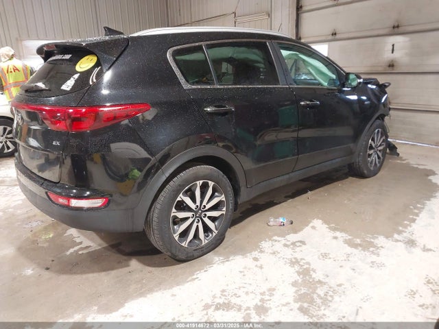 KIA Sportage Ex 2017 KNDPNCAC6H7170702 Image 4