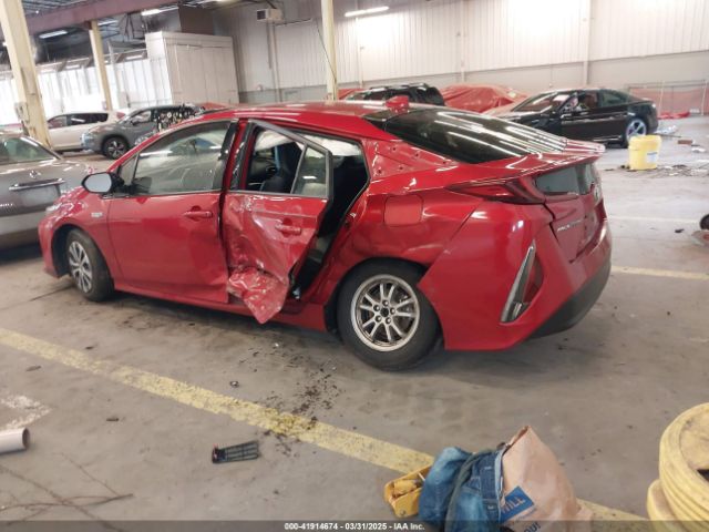 JTDKARFP3L3129545 Toyota Prius Prime Xle