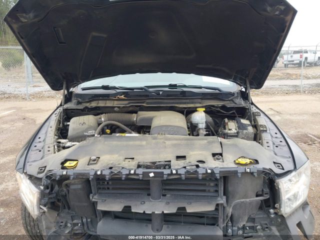 3C6JR6AG4KG511662 RAM 1500 Classic Tradesman  4x2 6'4 Box