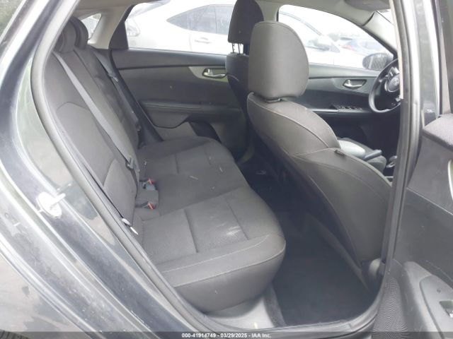 3KPF24ADXLE212929 KIA Forte Lxs