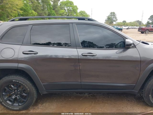 1C4PJMCX1ND528898 Jeep Cherokee X 4x4