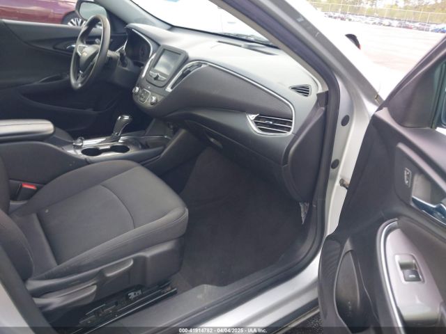 1G1ZD5ST8JF139395 Chevrolet MALIBU LT