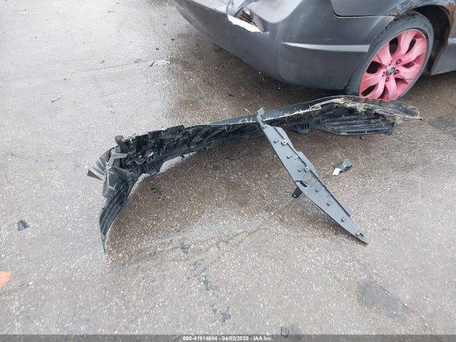 1G1ZG5STXNF207709 Chevrolet Malibu Fwd Rs