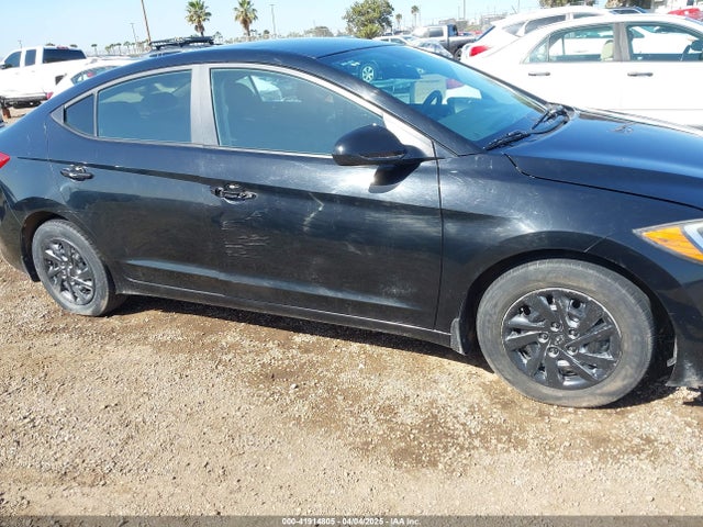 KMHD74LFXJU608473 Hyundai ELANTRA SE