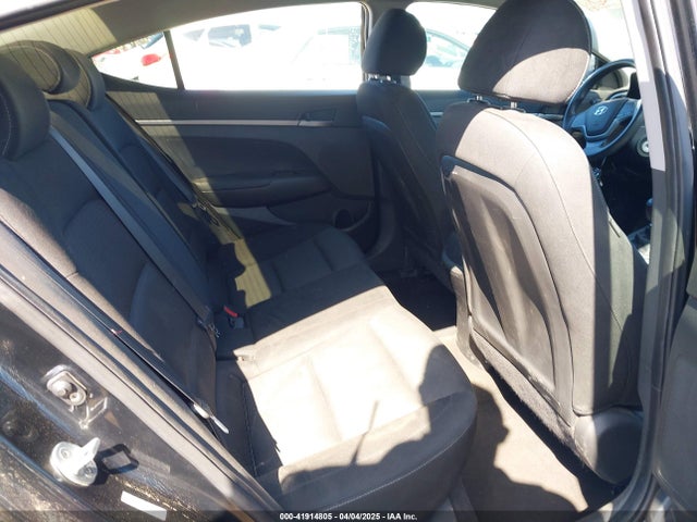 KMHD74LFXJU608473 Hyundai ELANTRA SE