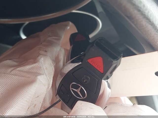 WDDGF8AB4ER323052 Mercedes-Benz C 300 Luxury 4matic/sport 4matic