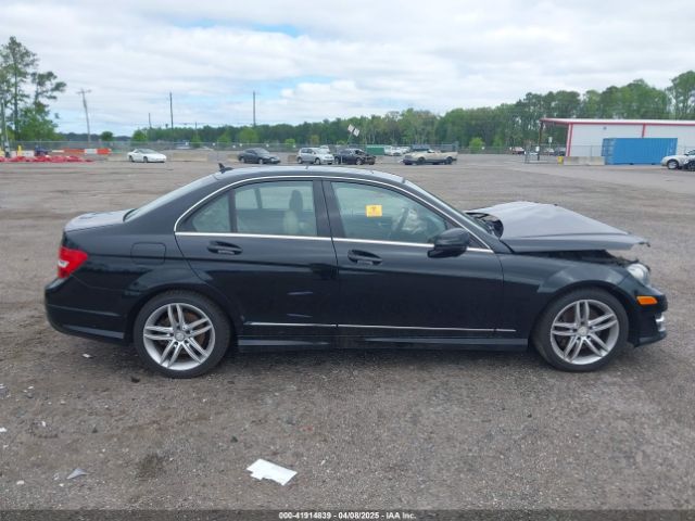 WDDGF8AB4ER323052 Mercedes-Benz C 300 Luxury 4matic/sport 4matic