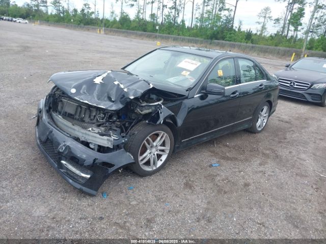 WDDGF8AB4ER323052 Mercedes-Benz C 300 Luxury 4matic/sport 4matic