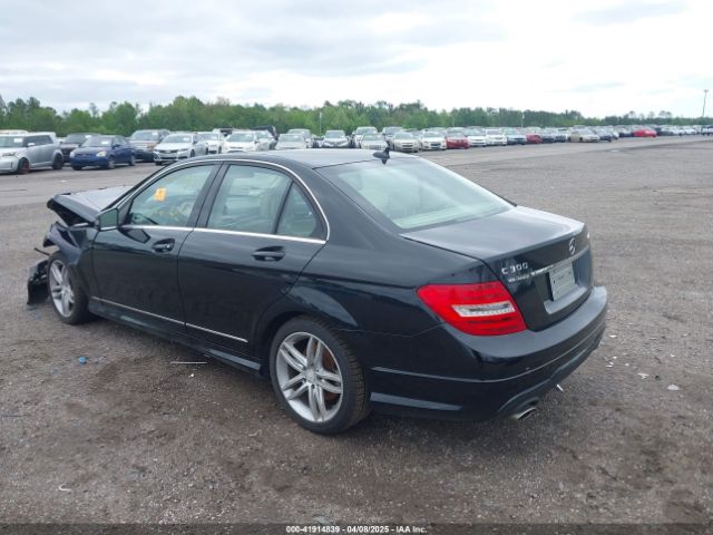 WDDGF8AB4ER323052 Mercedes-Benz C 300 Luxury 4matic/sport 4matic