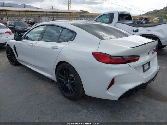 2022 BMW M8 GRAN COUPE WBSGV0C0XNCG96234 Photo 2