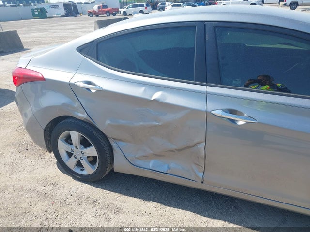 Продаж на аукціоні авто 2013 Hyundai Elantra Gls, vin: KMHDH4AE3DU729387, номер лоту: 41914842
