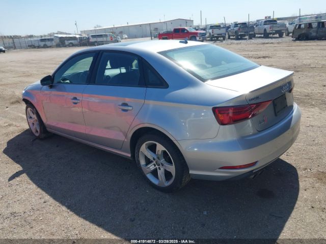 2017 AUDI A3 WAUAUHFF7H1078653 Photo 2
