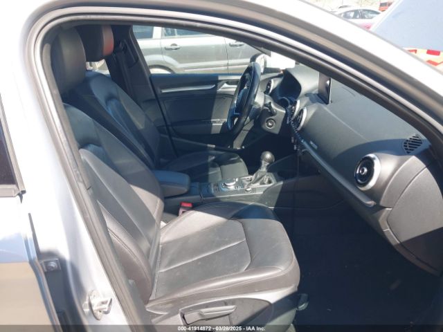 2017 AUDI A3 WAUAUHFF7H1078653 Photo 4