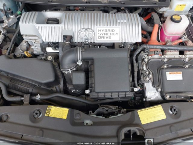JTDKN3DU7E1762994 Toyota Prius Three