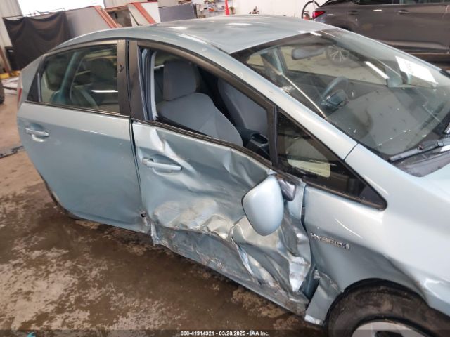 JTDKN3DU7E1762994 Toyota Prius Three