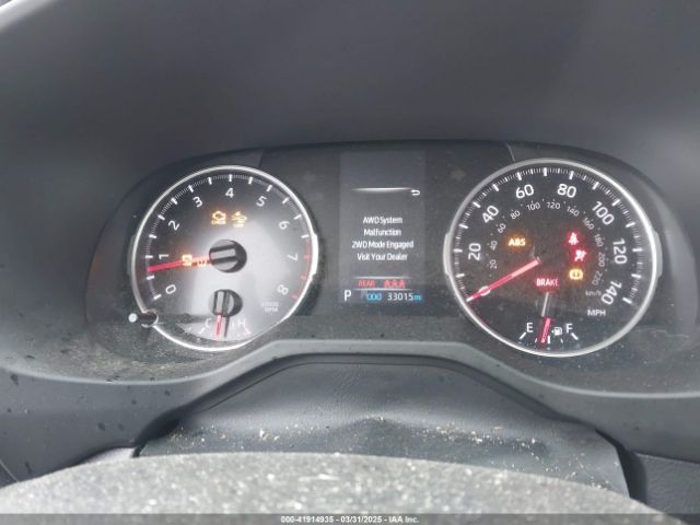 2T3F1RFV6MC213066 Toyota RAV4 LE