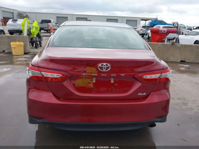 4T1B11HK0JU545722 Toyota CAMRY XLE