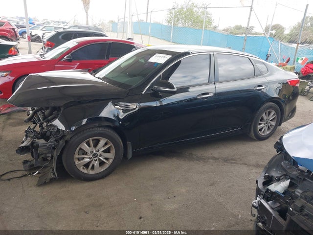 5XXGT4L30GG058329 KIA Optima Lx
