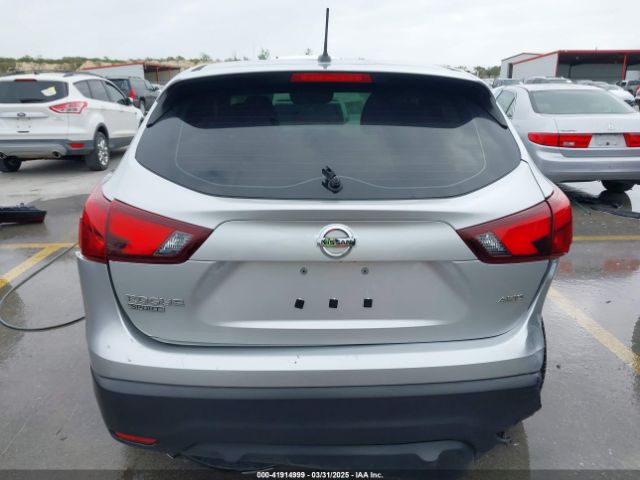 JN1BJ1CR8KW316867 Nissan Rogue Sport S