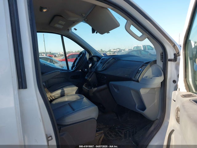 1FTYE1YM2GKB48893 Ford Transit-150