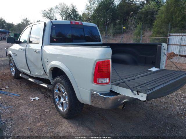 1C6RR7NT7HS832645 RAM 1500 Laramie  4x4 5'7 Box
