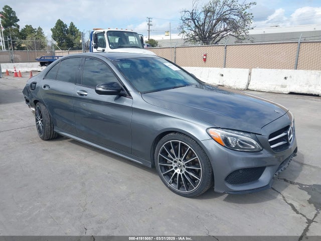 55SWF4JB2JU253953 Mercedes-Benz C 300