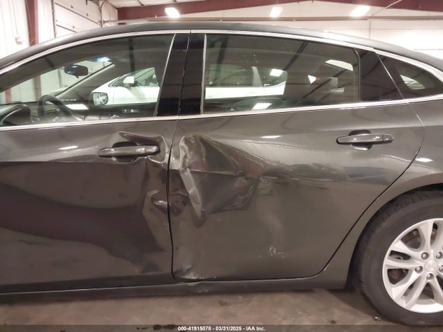 1G1ZE5ST4HF263896 Chevrolet MALIBU 1LT