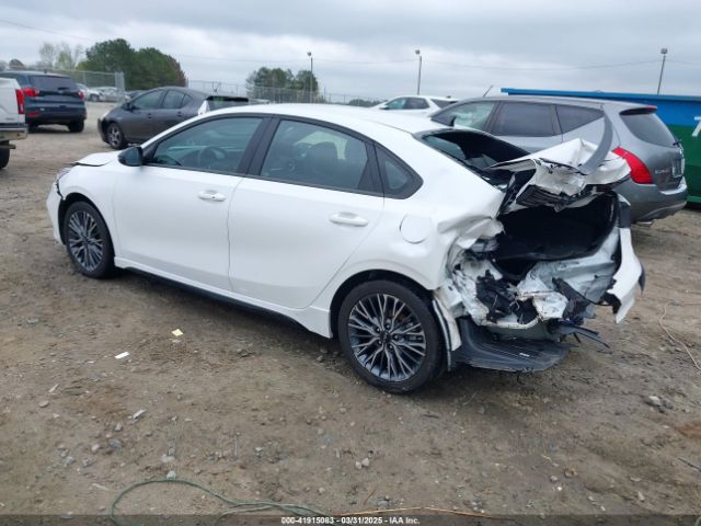3KPF54AD5PE667569 KIA Forte Gt-line