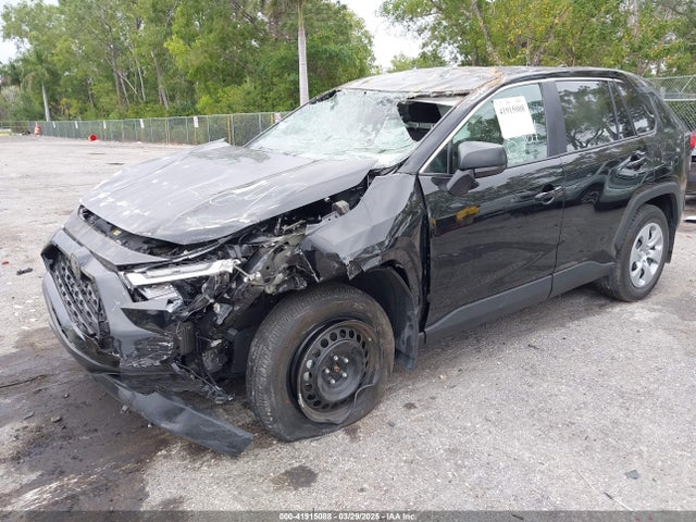 Toyota RAV4 LE 2024 2T3H1RFV6RC278564 Image 2