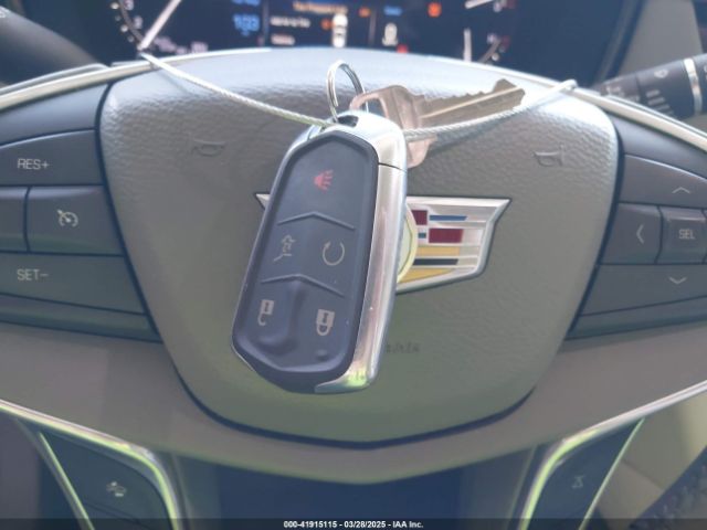 1GYKNDRS5HZ265570 Cadillac XT5 LUXURY