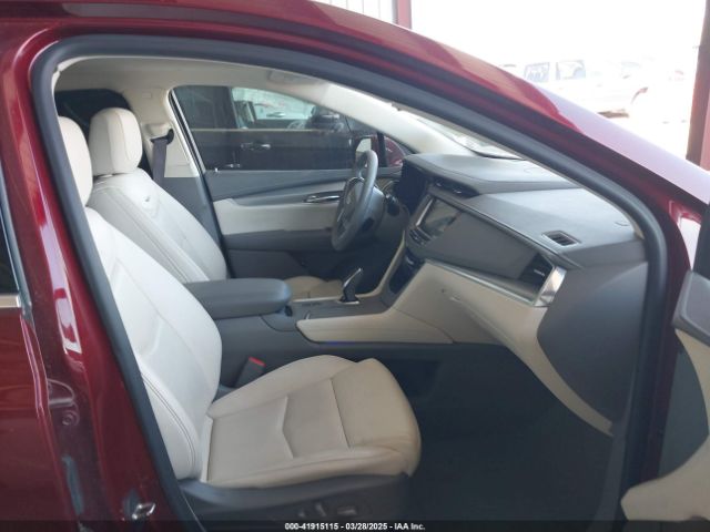 1GYKNDRS5HZ265570 Cadillac XT5 LUXURY