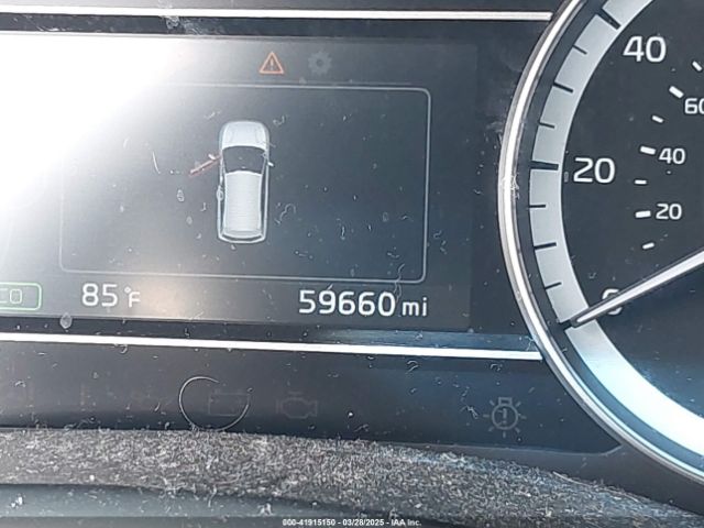 KNDCB3LCXH5051986 KIA NIRO FE