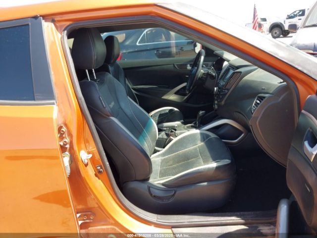 KMHTC6AE4FU235225 Hyundai Veloster Turbo