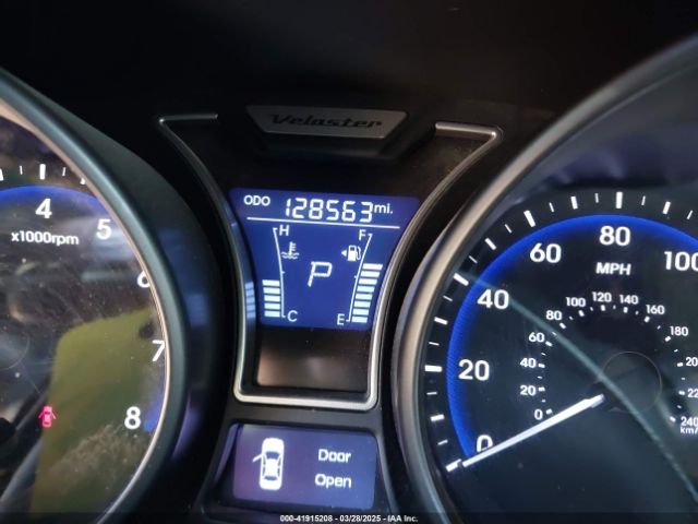 KMHTC6AE4FU235225 Hyundai Veloster Turbo