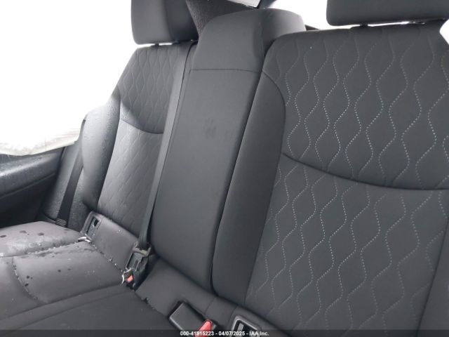 7MUCAABG8PV044965 Toyota Corolla Cross Le