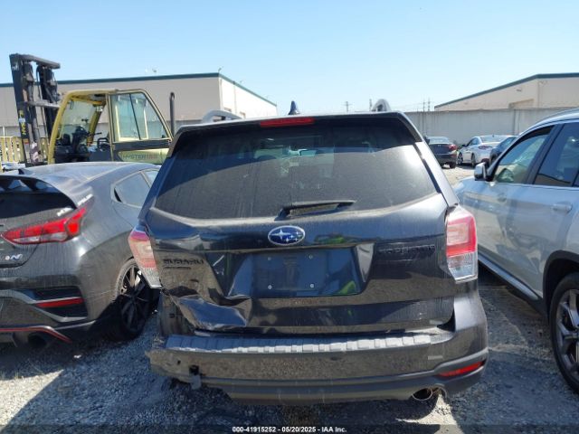 JF2SJAGC6JH565398 Subaru Forester 2.5i Premium